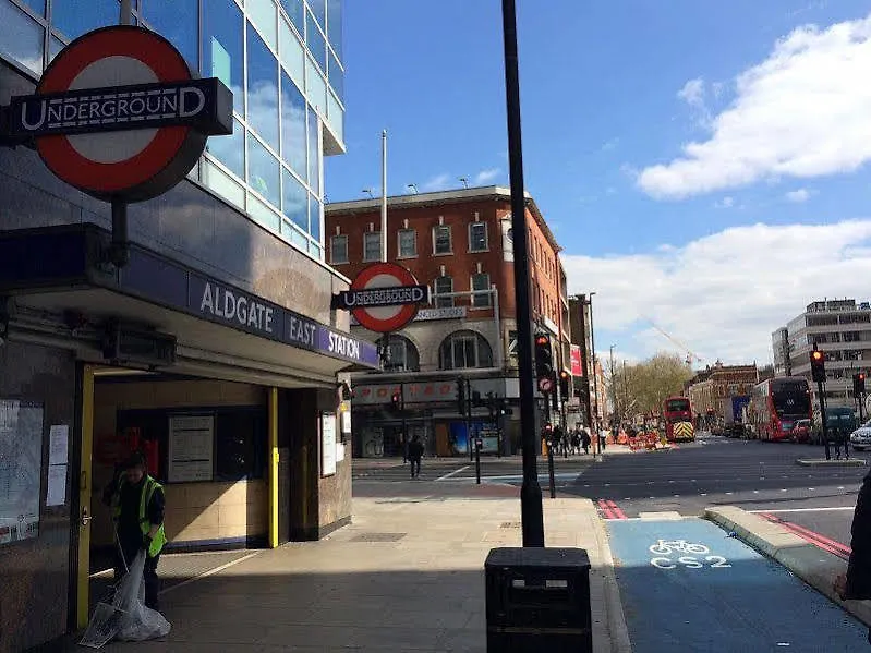 Aldgate East Studio Hotel London 0*,  United Kingdom